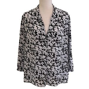 Laundry by Shelli Segal Shawl Collar Button Front Blouse L